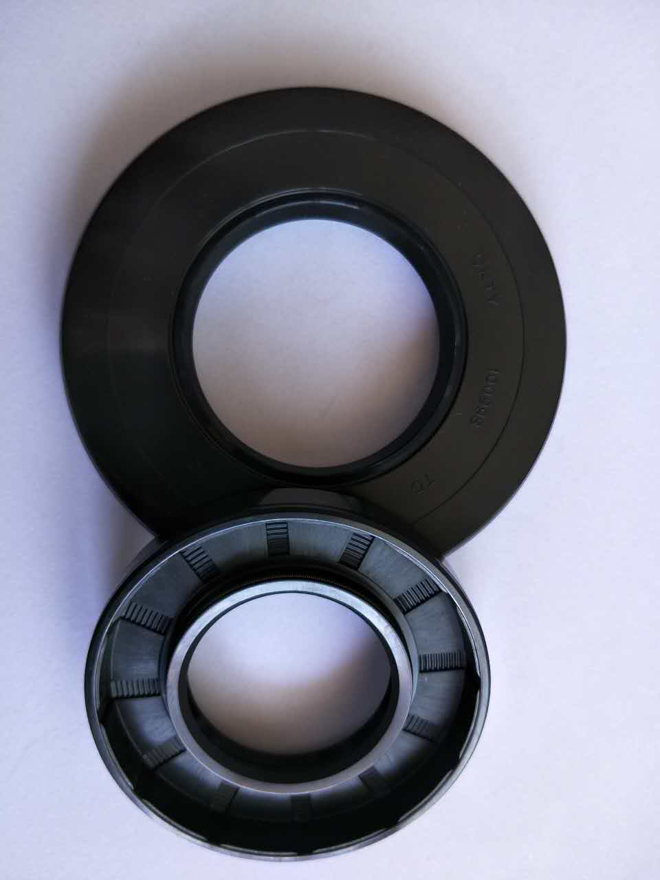 OIL SEAL