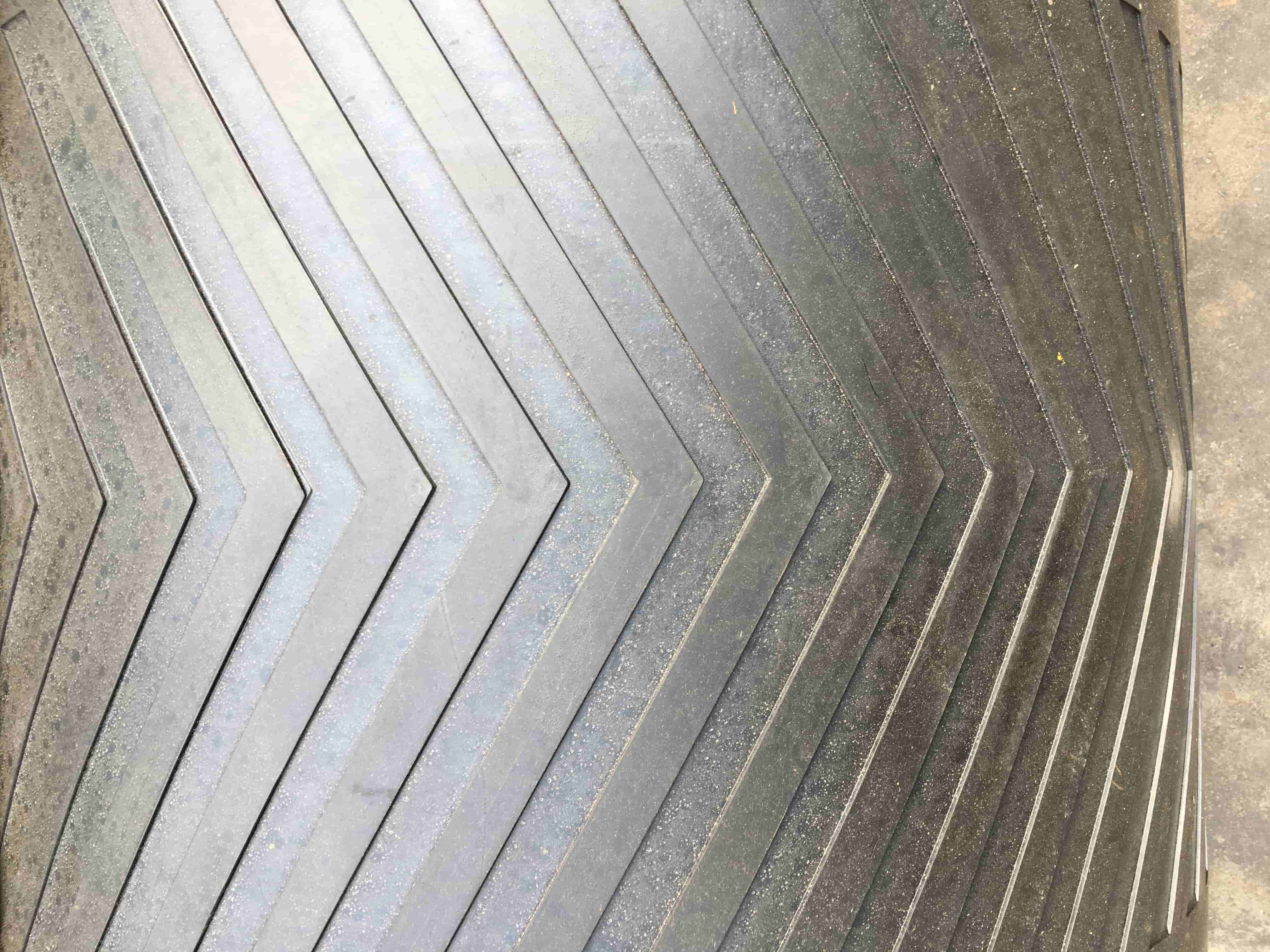 CONVEYOR BELT